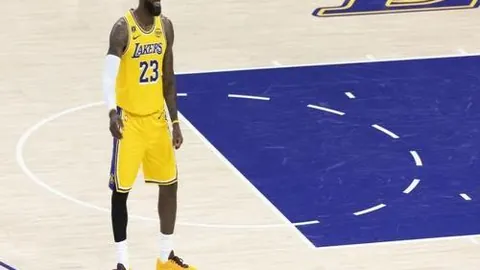 C罗狂喜夺冠：攻入2球助球队全胜收场